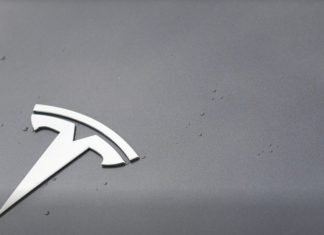 Tesla razvija najcenejši električni avtomobil na trgu