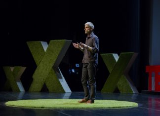 TEDxLjubljana: Vaši možgani niso kot babičino podstrešje Grega Repovž