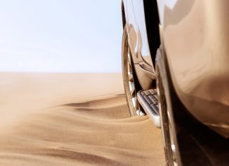 V Dubaju imajo najbolj luksuzna policijska vozila